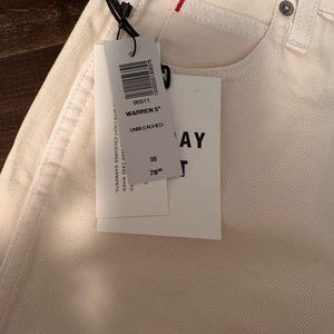 •SOLD• BRAND NEW Aritzia Shorts